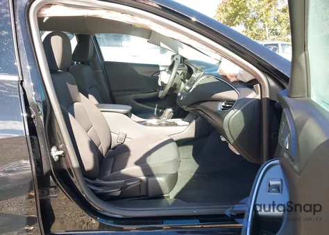 2019 Chevrolet Malibu Lt from USA, damaged, VIN 1G1ZD5ST5KF143695